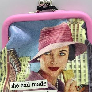 Retro-Vintage-Chic Coin Purse